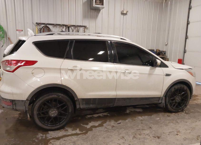 Photo 13 of 2014 Ford Escape TITANIUM (VIN 1FMCU9J9XEUE37566)