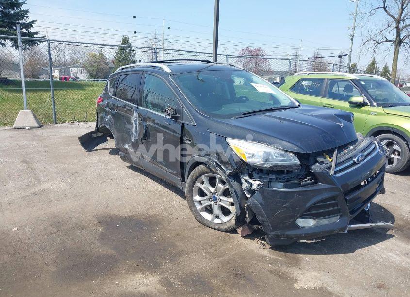 2015 Ford Escape TITANIUM (VIN 1FMCU9J9XFUB21425) main photo
