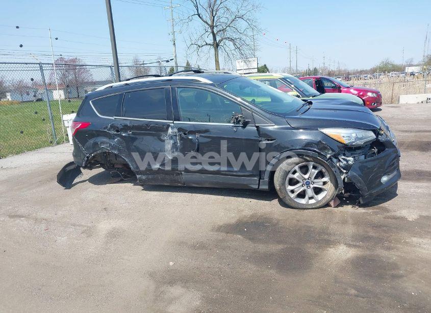 Photo 13 of 2015 Ford Escape TITANIUM (VIN 1FMCU9J9XFUB21425)