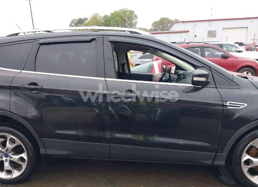 Photo 13 of 2015 Ford Escape TITANIUM (VIN 1FMCU9J9XFUB23059)