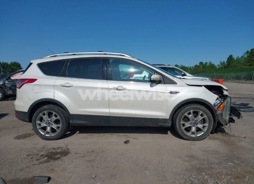 Photo 13 of 2016 Ford Escape TITANIUM (VIN 1FMCU9J9XGUA89514)