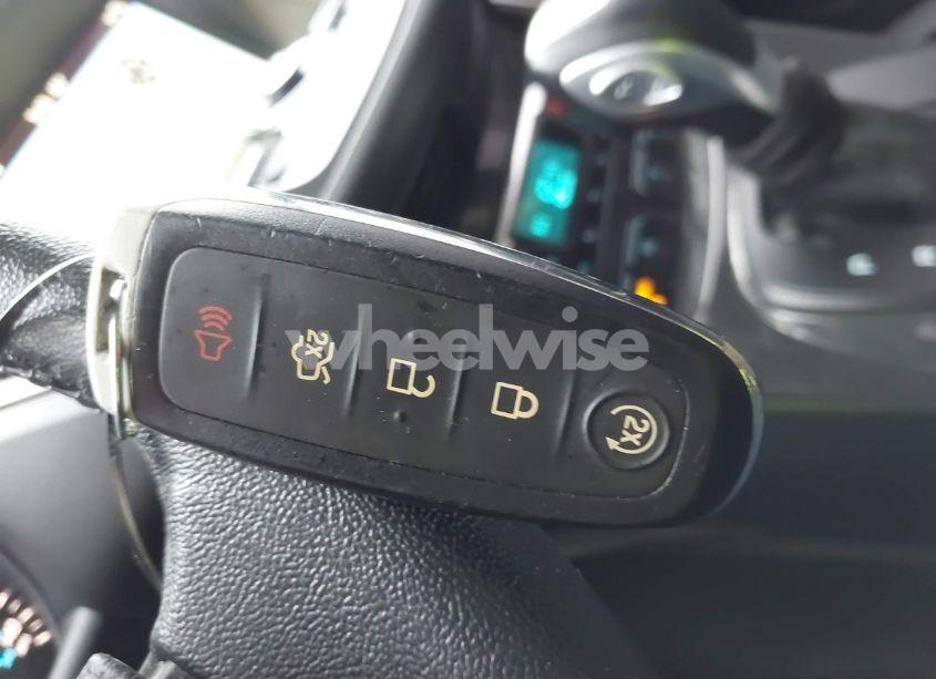 Photo 11 of 2016 Ford Escape TITANIUM (VIN 1FMCU9J9XGUB31776)