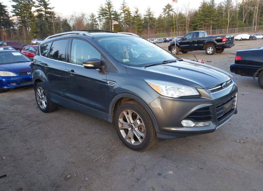 2016 Ford Escape TITANIUM (VIN 1FMCU9J9XGUB85935) main photo
