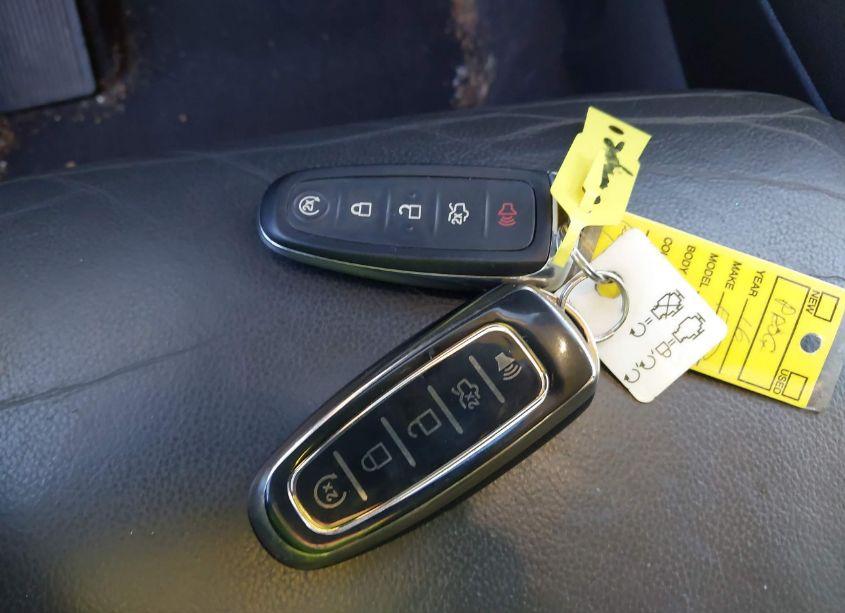 Photo 11 of 2016 Ford Escape TITANIUM (VIN 1FMCU9J9XGUB85935)