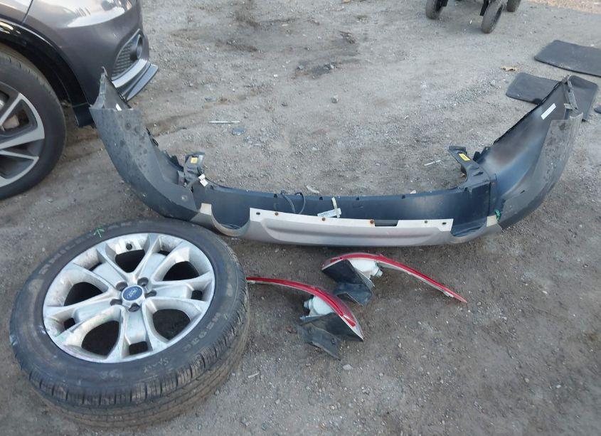 Photo 12 of 2016 Ford Escape TITANIUM (VIN 1FMCU9J9XGUB85935)