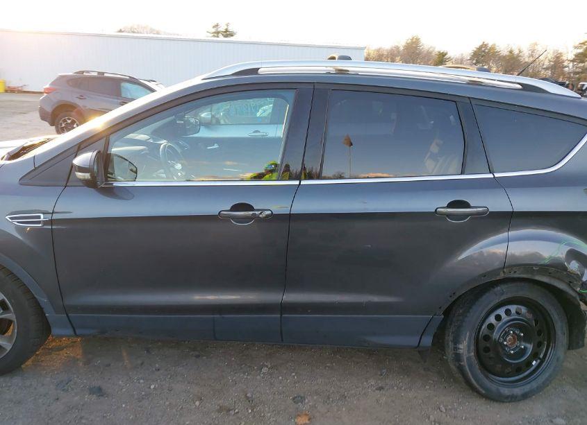 Photo 15 of 2016 Ford Escape TITANIUM (VIN 1FMCU9J9XGUB85935)