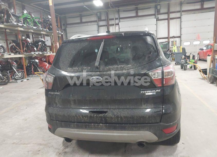 Photo 16 of 2017 Ford Escape TITANIUM (VIN 1FMCU9J9XHUB51401)