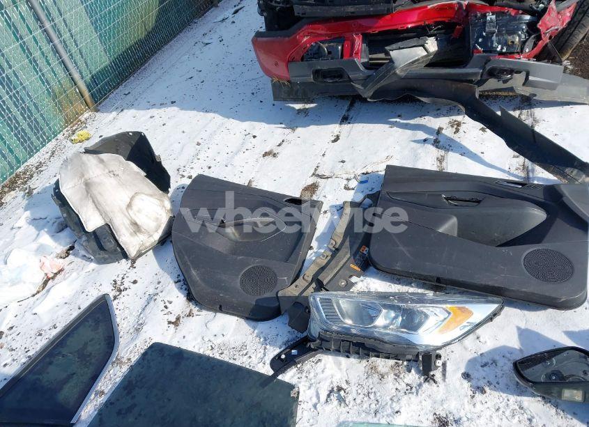 Photo 19 of 2017 Ford Escape TITANIUM (VIN 1FMCU9J9XHUD07758)