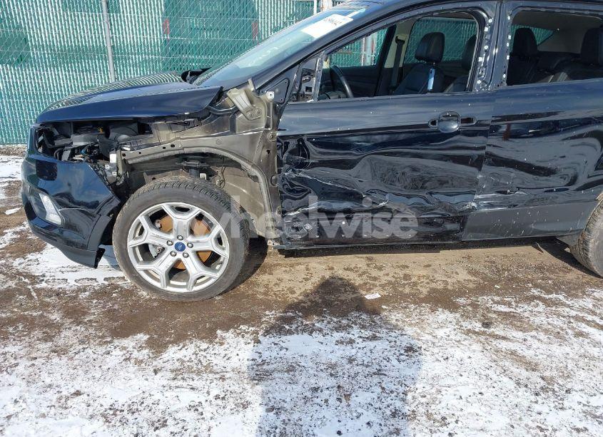 Photo 6 of 2017 Ford Escape TITANIUM (VIN 1FMCU9J9XHUD07758)