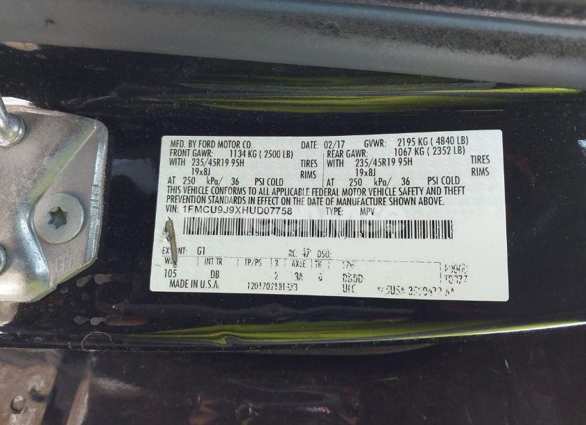 Photo 9 of 2017 Ford Escape TITANIUM (VIN 1FMCU9J9XHUD07758)