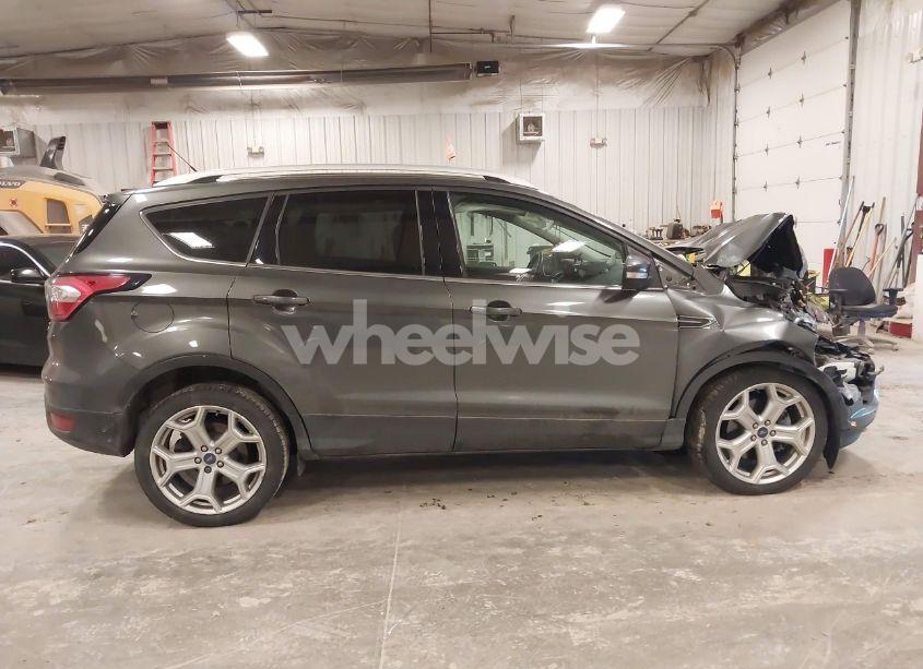 Photo 13 of 2017 Ford Escape TITANIUM (VIN 1FMCU9J9XHUD37682)