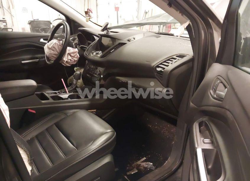 Photo 5 of 2017 Ford Escape TITANIUM (VIN 1FMCU9J9XHUD37682)