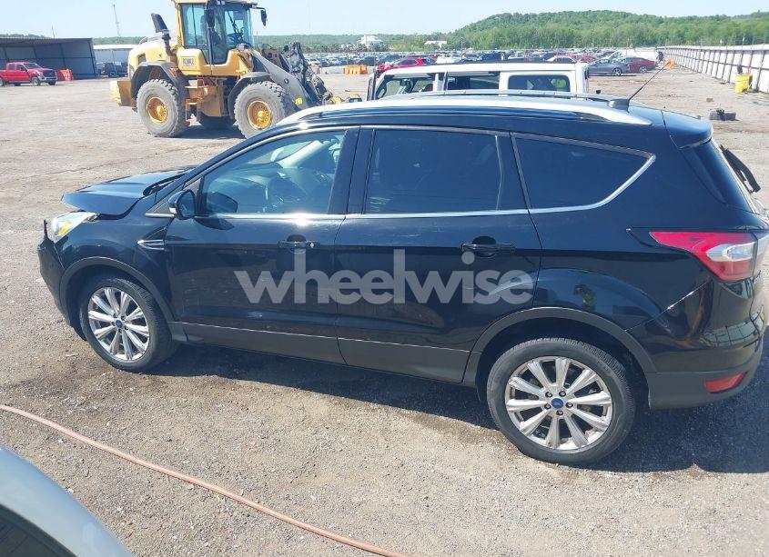 Photo 15 of 2017 Ford Escape TITANIUM (VIN 1FMCU9J9XHUD76420)