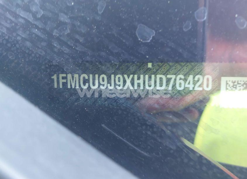 Photo 9 of 2017 Ford Escape TITANIUM (VIN 1FMCU9J9XHUD76420)