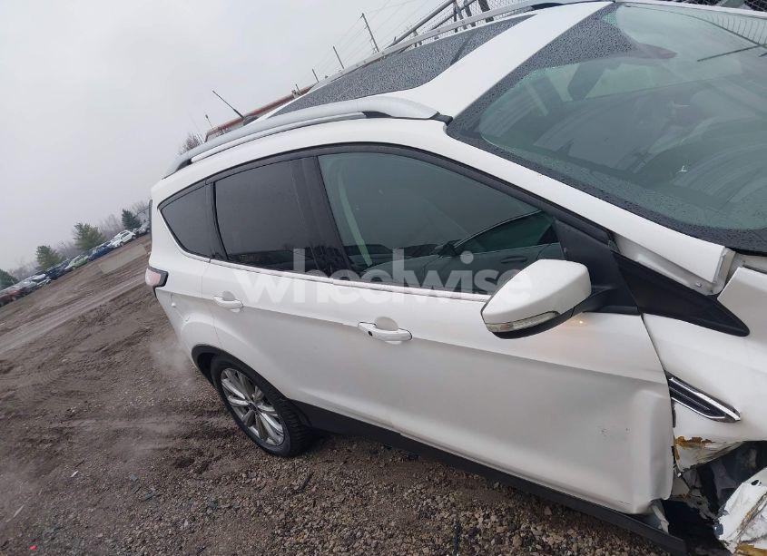 Photo 13 of 2017 Ford Escape TITANIUM (VIN 1FMCU9J9XHUD84145)