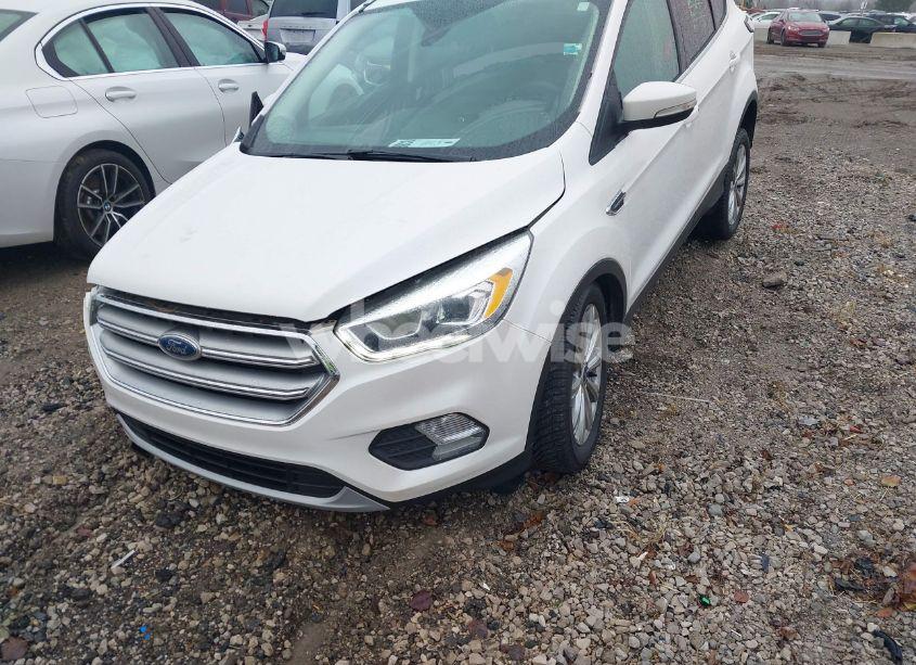 Photo 2 of 2017 Ford Escape TITANIUM (VIN 1FMCU9J9XHUD84145)
