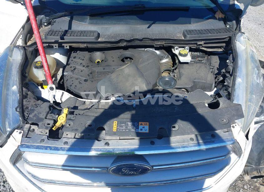 Photo 10 of 2017 Ford Escape TITANIUM (VIN 1FMCU9J9XHUE90305)