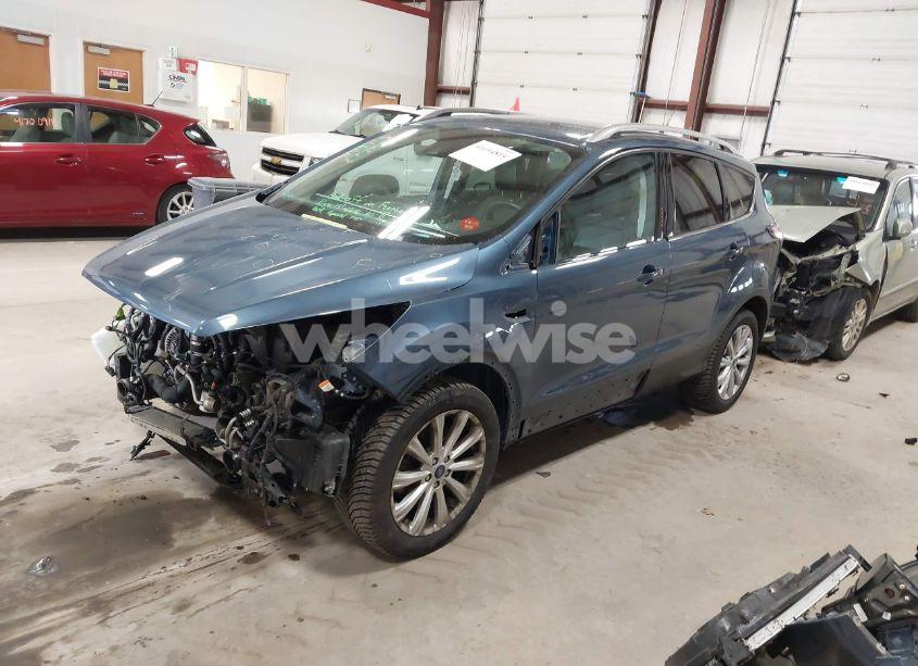 Photo 2 of 2018 Ford Escape TITANIUM (VIN 1FMCU9J9XJUB71301)