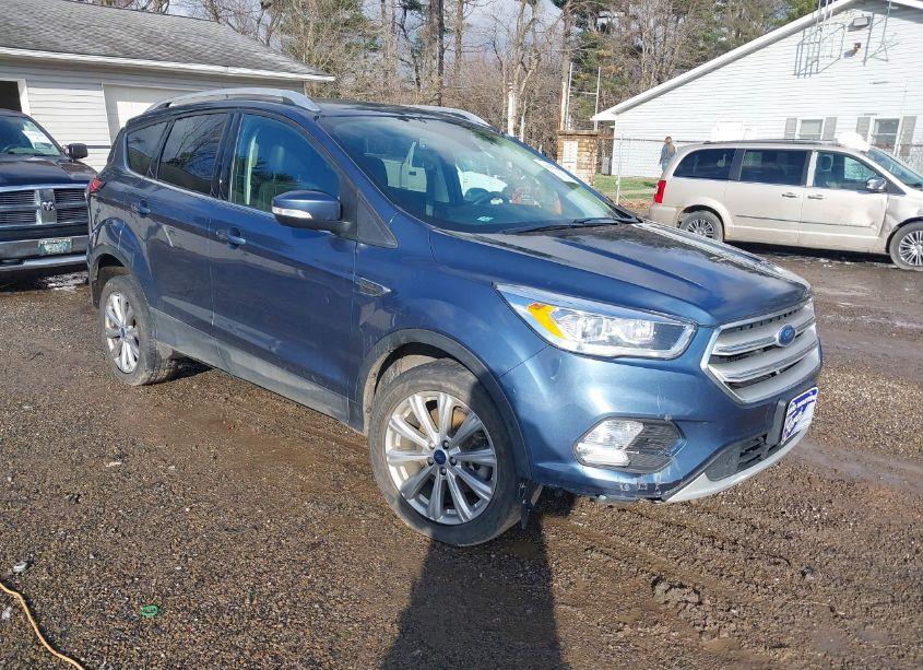 2018 Ford Escape TITANIUM (VIN 1FMCU9J9XJUC74346) main photo