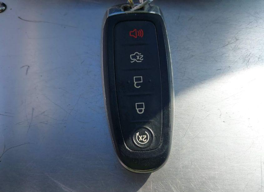 Photo 11 of 2018 Ford Escape TITANIUM (VIN 1FMCU9J9XJUC74346)