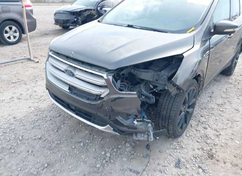 Photo 6 of 2019 Ford Escape TITANIUM (VIN 1FMCU9J9XKUA69031)