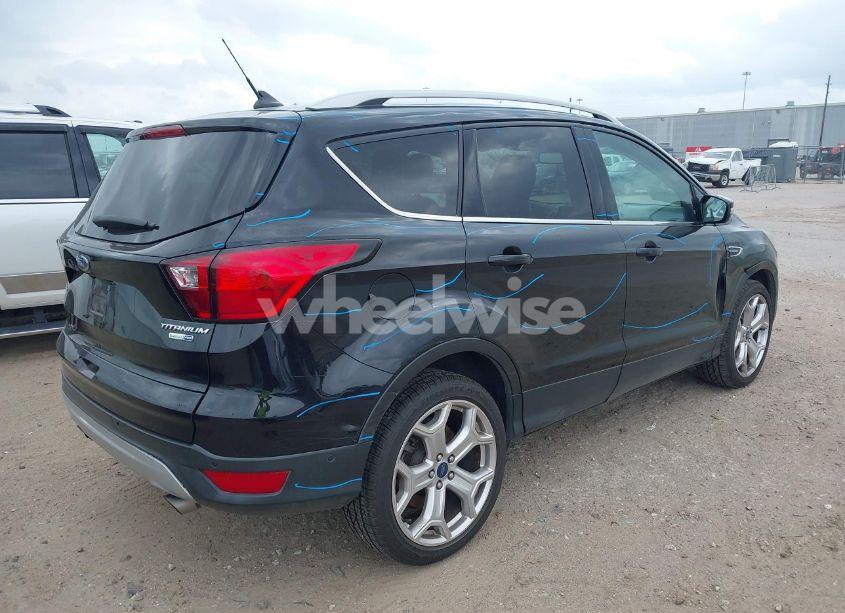 Photo 4 of 2019 Ford Escape TITANIUM (VIN 1FMCU9J9XKUB41992)