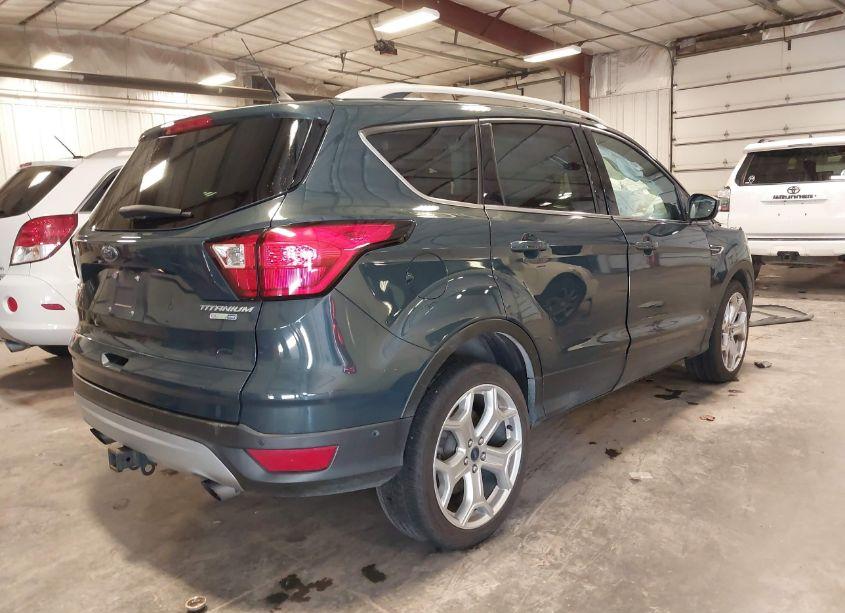 Photo 4 of 2019 Ford Escape TITANIUM (VIN 1FMCU9J9XKUB58825)