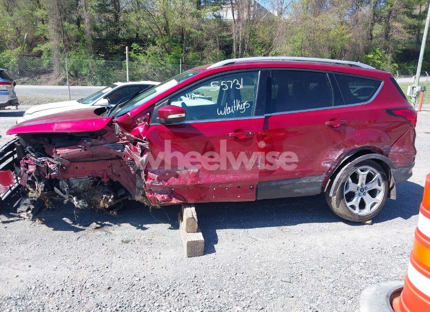 Photo 14 of 2019 Ford Escape TITANIUM (VIN 1FMCU9J9XKUC23513)