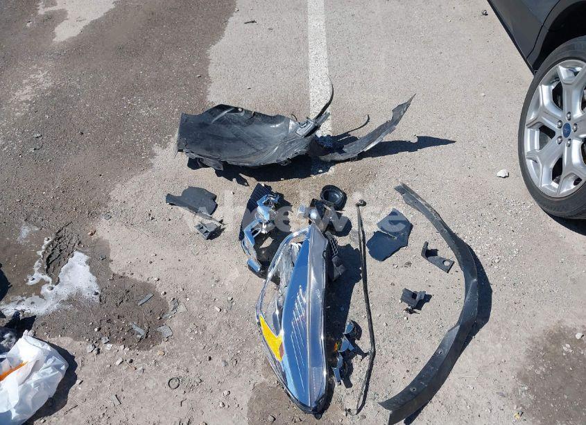 Photo 12 of 2019 Ford Escape TITANIUM (VIN 1FMCU9J9XKUC26167)