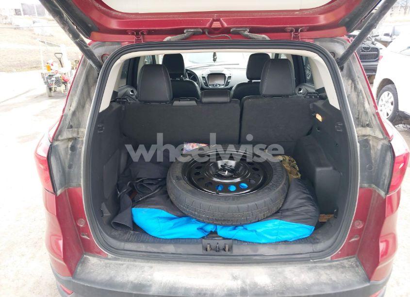 Photo 12 of 2019 Ford Escape TITANIUM (VIN 1FMCU9J9XKUC37122)