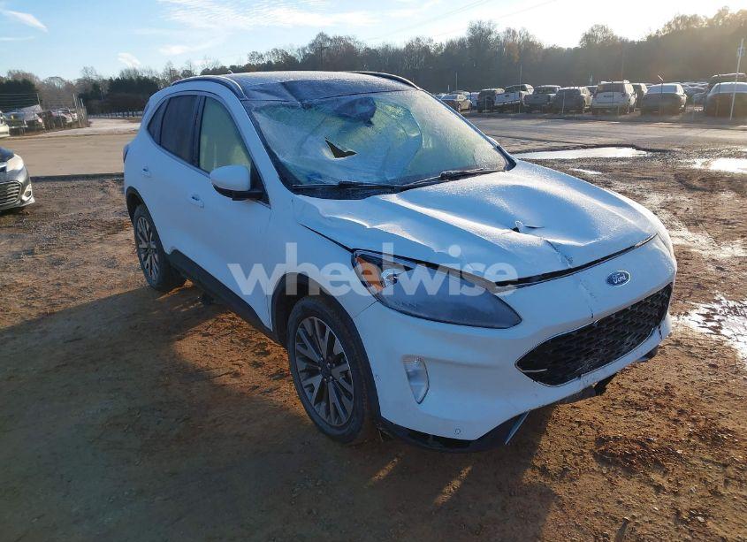 2020 Ford Escape TITANIUM (VIN 1FMCU9J9XLUA05881) main photo