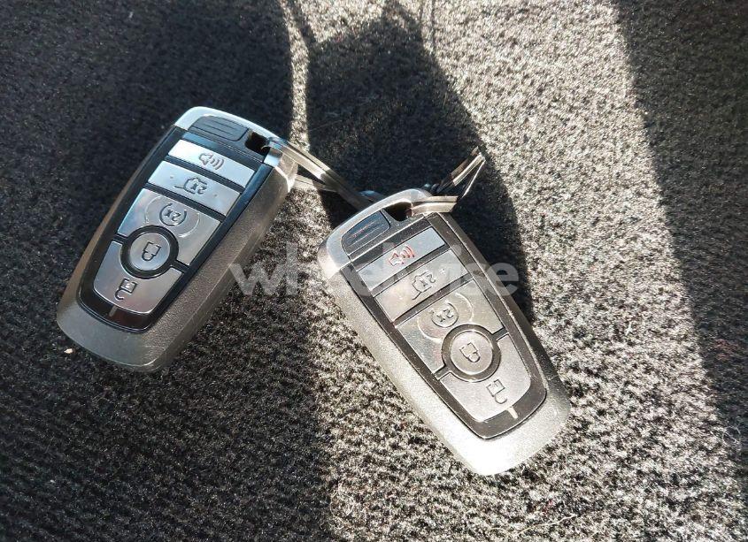 Photo 11 of 2020 Ford Escape TITANIUM (VIN 1FMCU9J9XLUA05881)