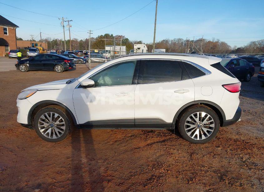 Photo 14 of 2020 Ford Escape TITANIUM (VIN 1FMCU9J9XLUA05881)