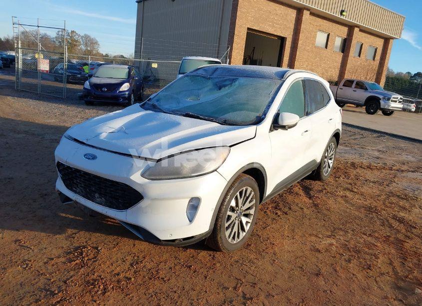 Photo 2 of 2020 Ford Escape TITANIUM (VIN 1FMCU9J9XLUA05881)