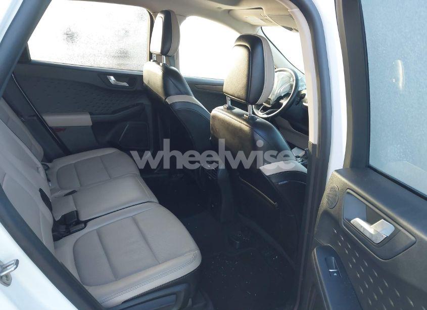 Photo 8 of 2020 Ford Escape TITANIUM (VIN 1FMCU9J9XLUA05881)