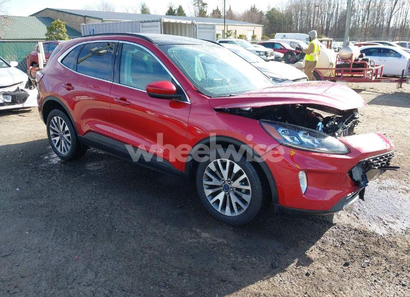 2021 Ford Escape TITANIUM (VIN 1FMCU9J9XMUA70800) main photo