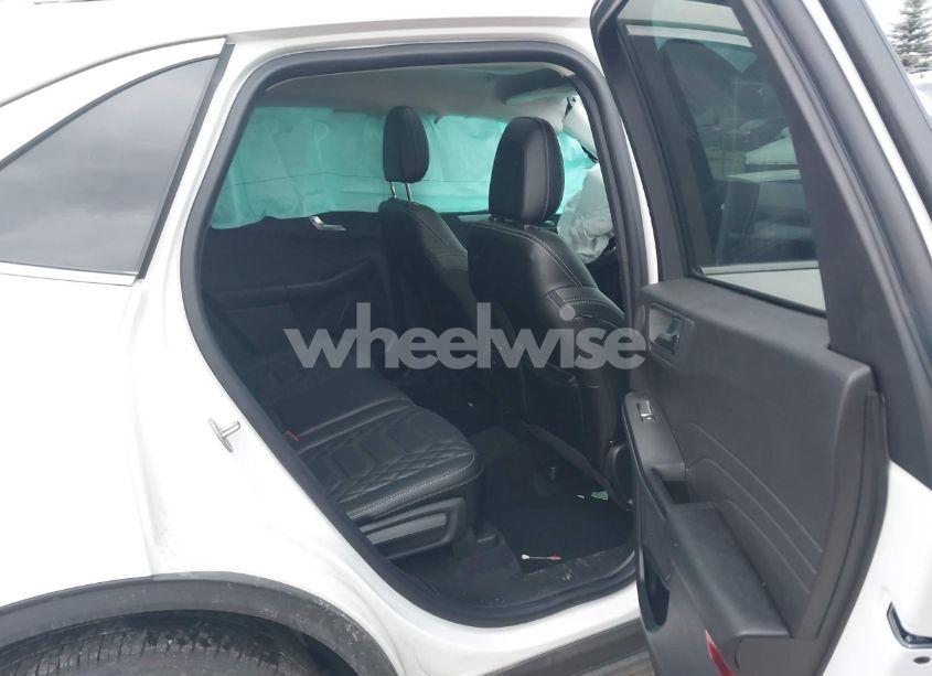 Photo 8 of 2024 Ford Escape PLATINUM (VIN 1FMCU9JA2RUA09782)
