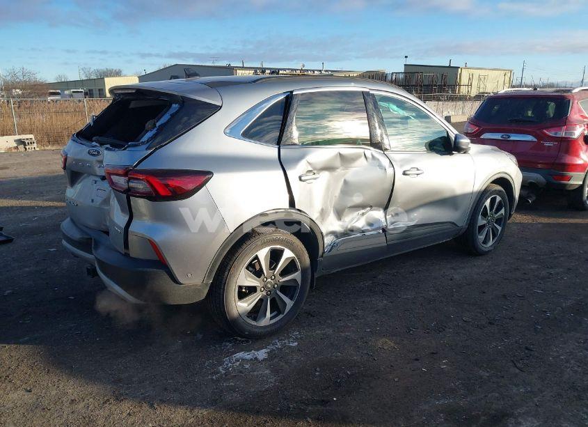 Photo 4 of 2023 Ford Escape PLATINUM (VIN 1FMCU9JA3PUA71771)