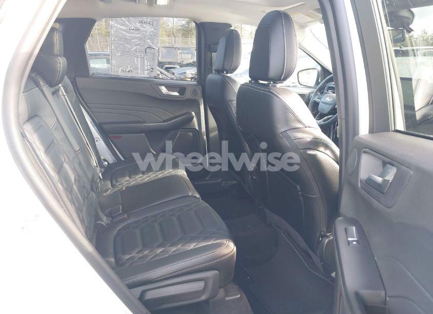 Photo 8 of 2024 Ford Escape PLATINUM (VIN 1FMCU9JA4RUB23797)