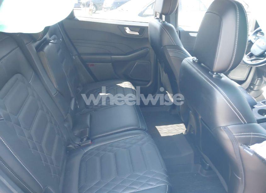 Photo 8 of 2024 Ford Escape PLATINUM (VIN 1FMCU9JA5RUA93063)