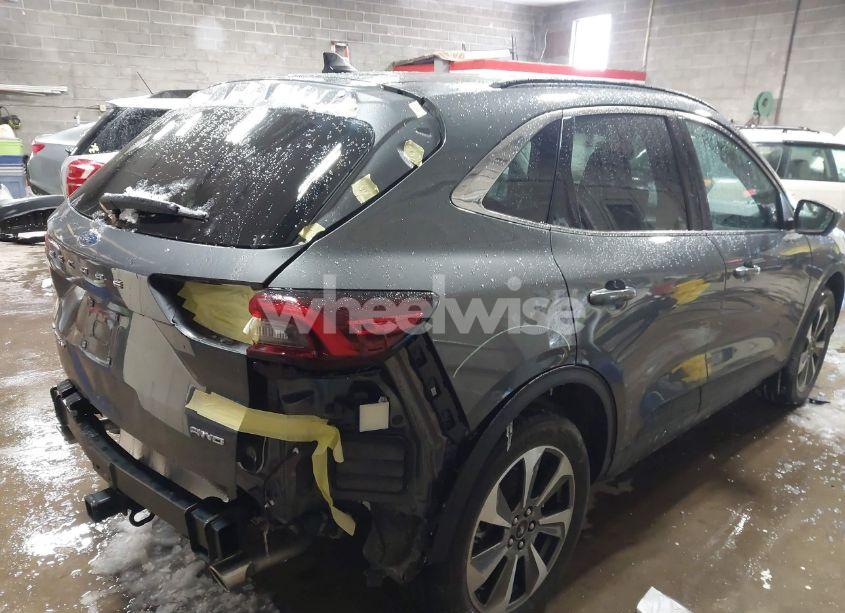 Photo 4 of 2023 Ford Escape PLATINUM (VIN 1FMCU9JA6PUB02334)