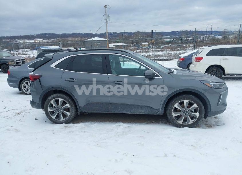 Photo 13 of 2023 Ford Escape PLATINUM (VIN 1FMCU9JA7PUA71563)