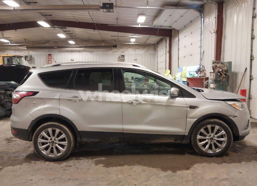 Photo 13 of 2017 Ford Escape TITANIUM (VIN 1FMCU9JD0HUD92713)