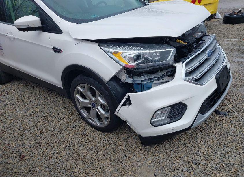 Photo 19 of 2017 Ford Escape TITANIUM (VIN 1FMCU9JD1HUD07944)