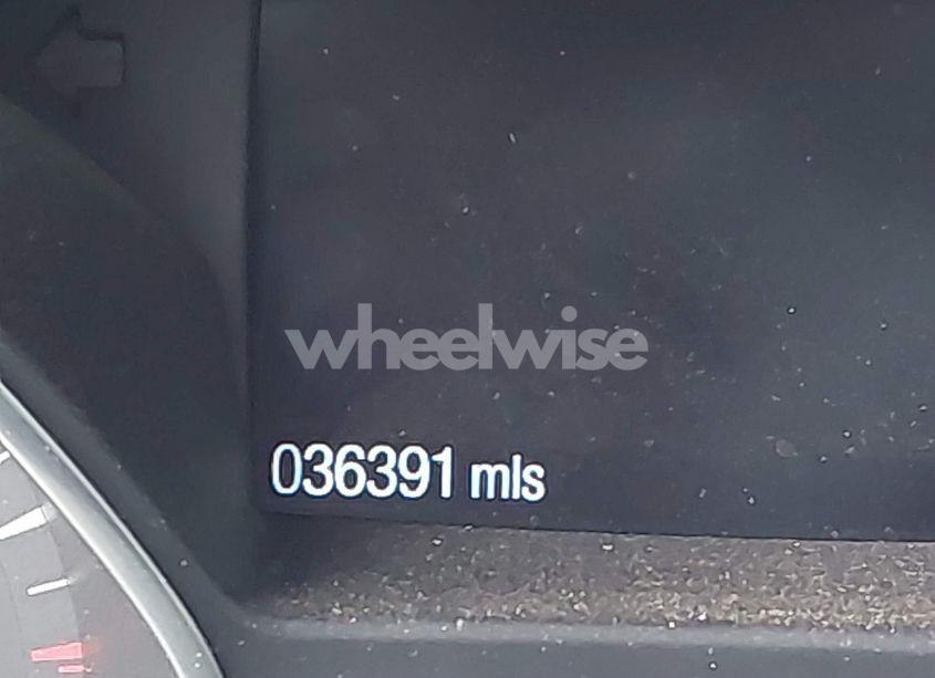 Photo 16 of 2017 Ford Escape TITANIUM (VIN 1FMCU9JD2HUA00136)