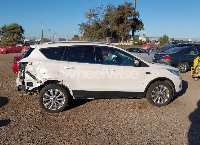 Photo 14 of 2017 Ford Escape TITANIUM (VIN 1FMCU9JD2HUC75361)