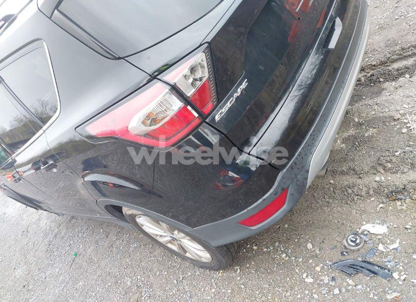 Photo 19 of 2017 Ford Escape TITANIUM (VIN 1FMCU9JD2HUC83508)