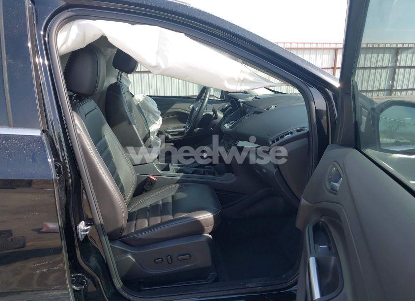 Photo 5 of 2017 Ford Escape TITANIUM (VIN 1FMCU9JD3HUB40552)