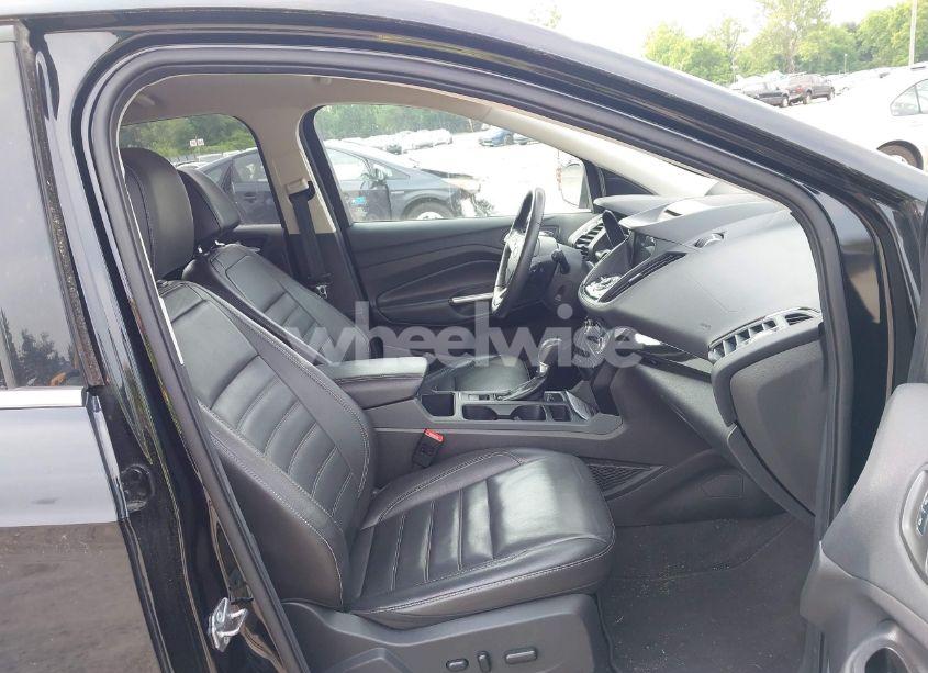 Photo 5 of 2017 Ford Escape TITANIUM (VIN 1FMCU9JD3HUC82237)