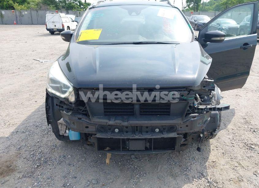 Photo 6 of 2017 Ford Escape TITANIUM (VIN 1FMCU9JD3HUC82237)